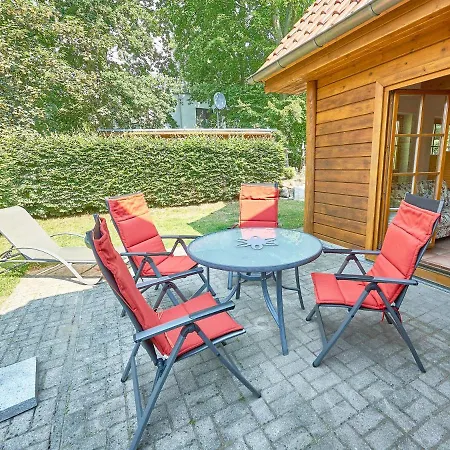 Strandschloesschen - Haushaelfte 4 Sellin (Rugen)