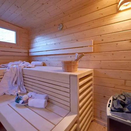 Strandschloesschen Sellin - Haushaelfte 4 * Sellin (Rugen)